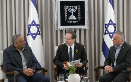 יזהר שי הרצוג ודדי שמחי (צילום: עמוס בן גרשום לע"מ)
