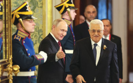 אבו מאזן וולדימיר פוטין (צילום: רויטרס)